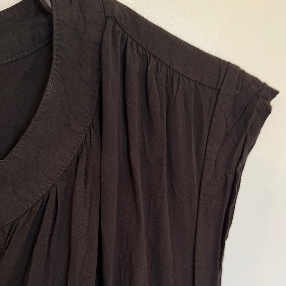 Elegant Black Loft Sleeveless Dress - Picture 5 of 5